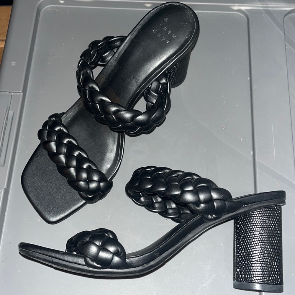 A New Day blacked sandals in size 8, only worn once in the house